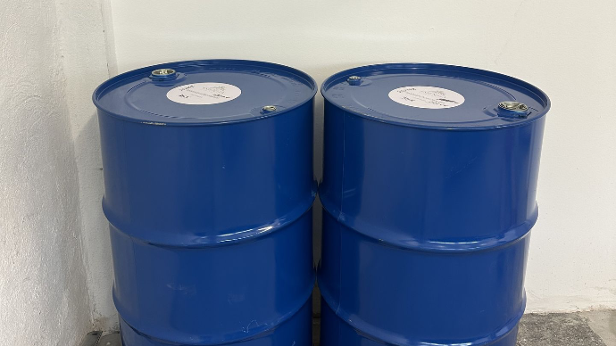 essential oil drums